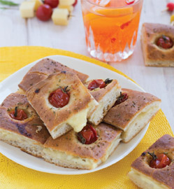 Recette - Focaccia tomates cerises Saint-Nectaire